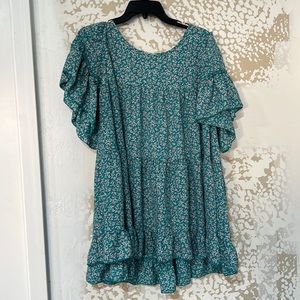 Babydoll blue flower-print top!